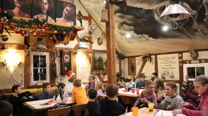 Weihnachtsfeier | © Simone Pelikan