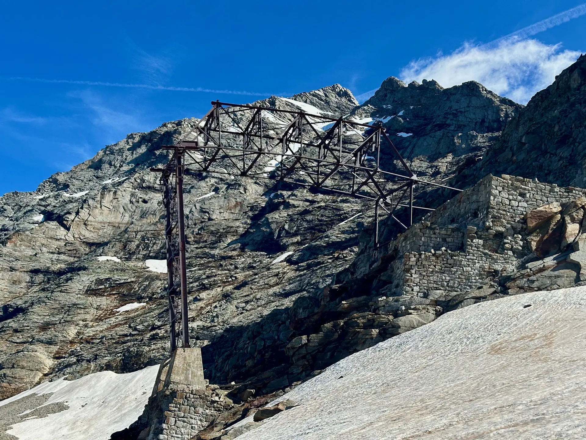 Materialseilbahn an der Alpeiner Scharte.  | © M Gleichmann