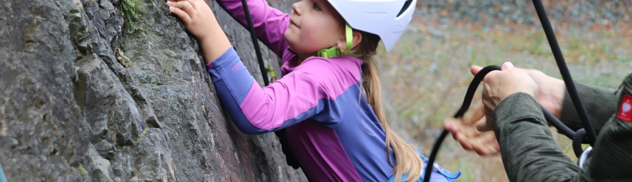 Abklettern in kleiner Runde | © Simone Pelikan