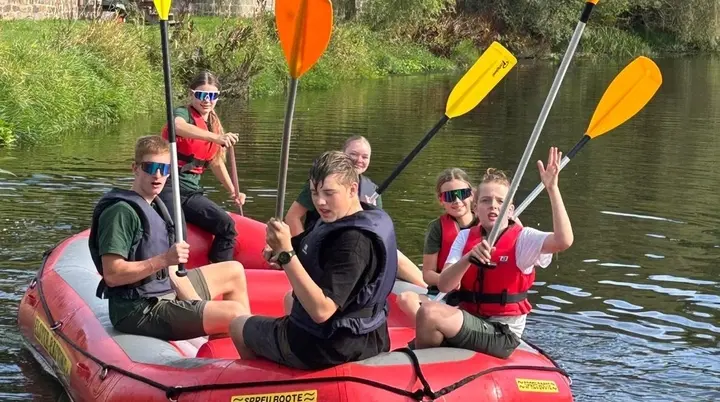 Schlauchboottour auf der Weißen Elster | © Simone Pelikan