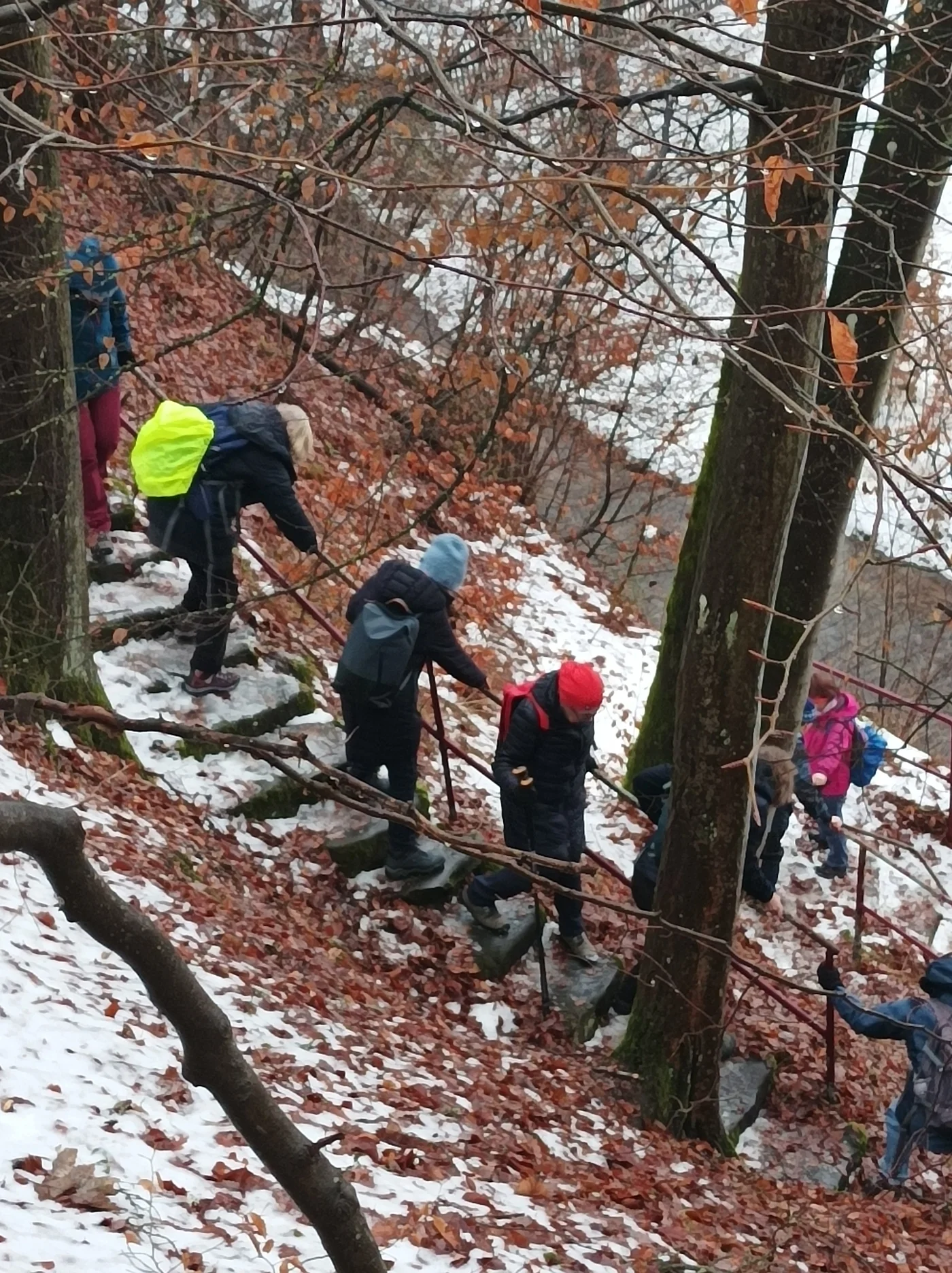 Über Eis und Schnee bei Stadtoda | © Ursula Weisensee