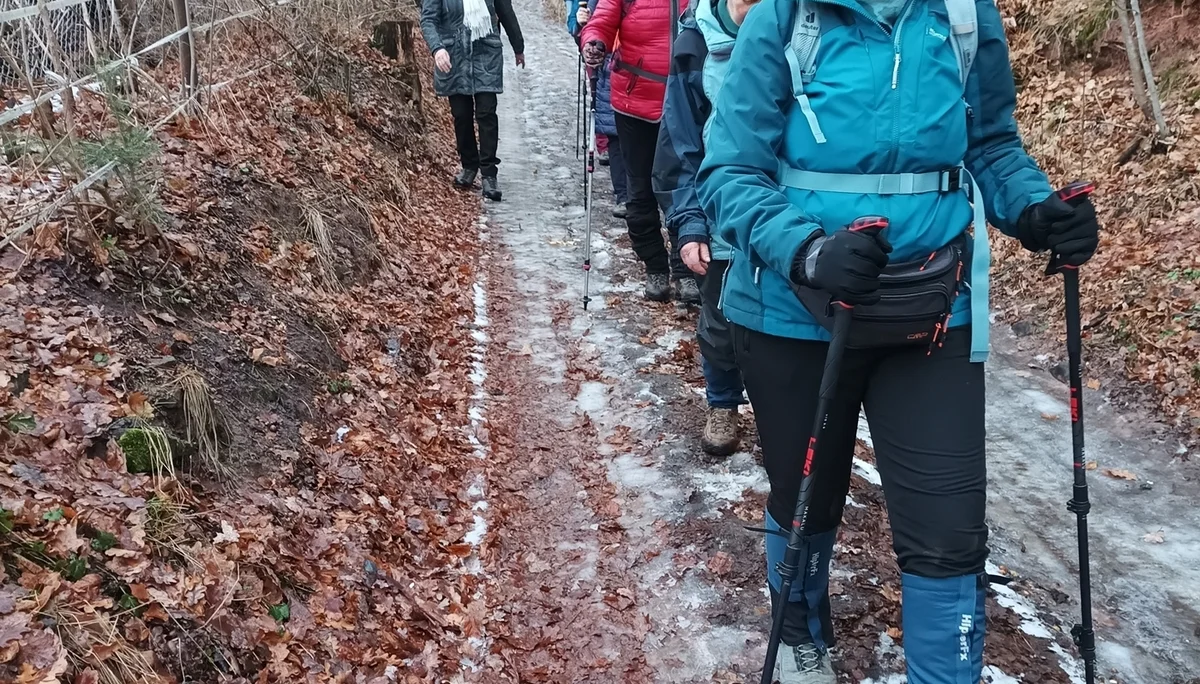 Über Eis und Schnee bei Stadtoda | © Ursula Weisensee