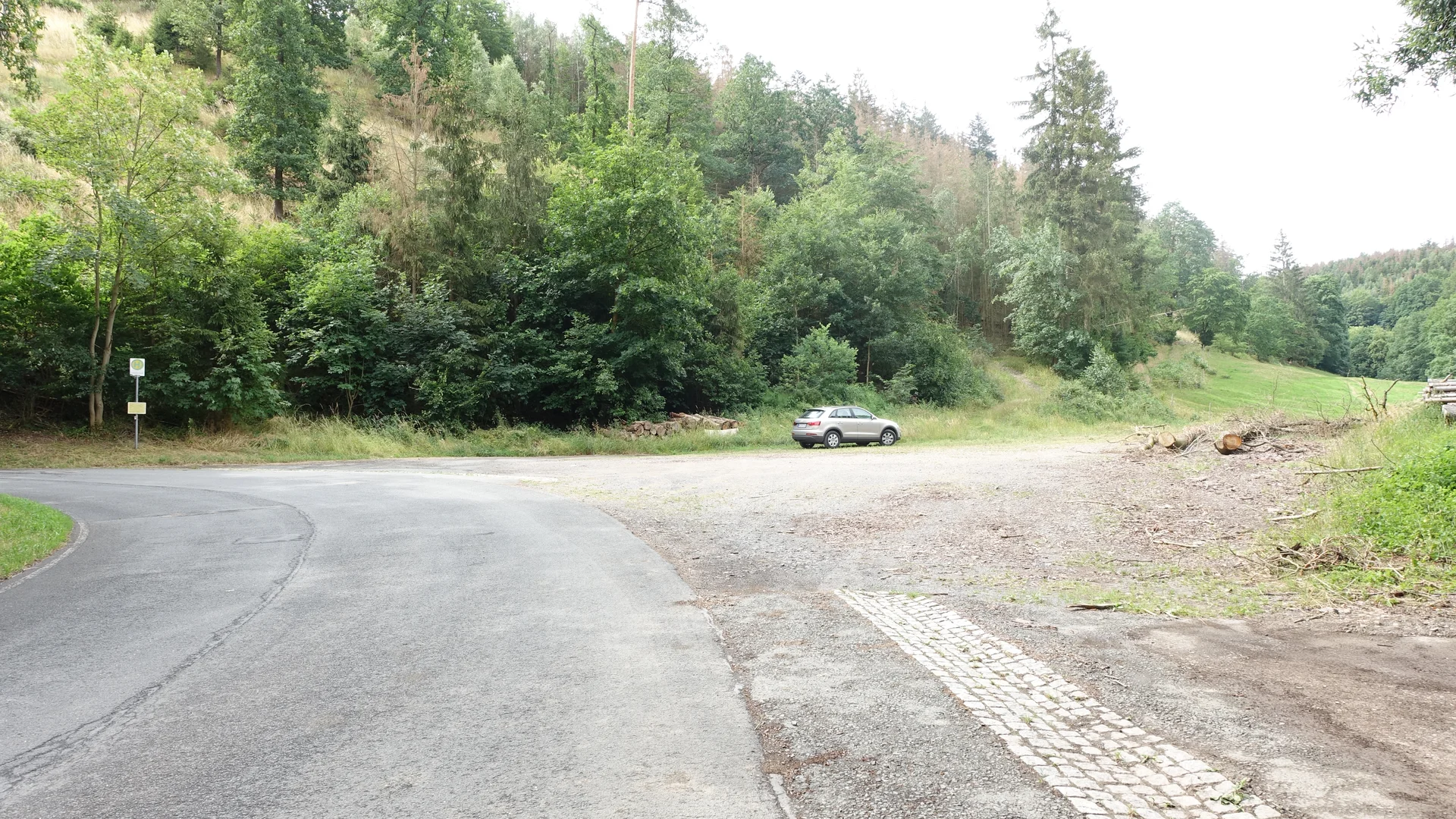 Parkplatz Knobelsdorf | © Gabriele Henne