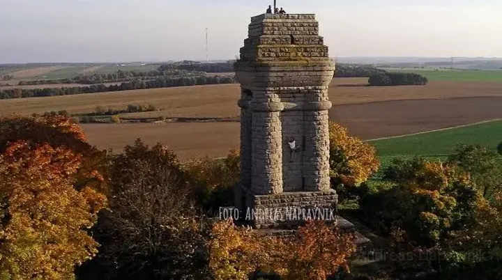 Bismarkturm bei Reust | © Andreas Napravnik